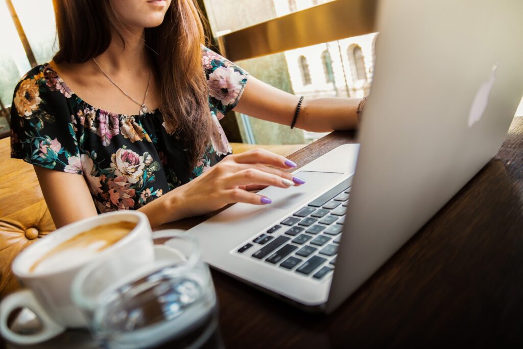 Student working as a virtual assistant